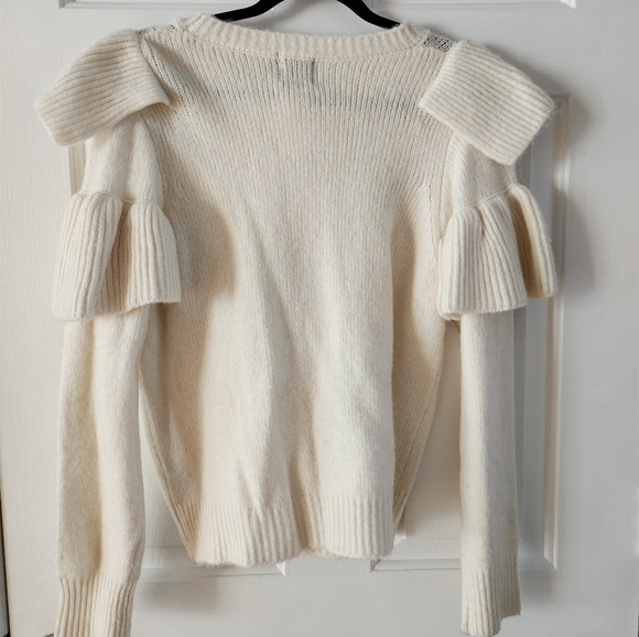 Cliche - Picture 2 of 3